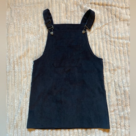 Cute Black Overall Dress - Picture 3 of 4